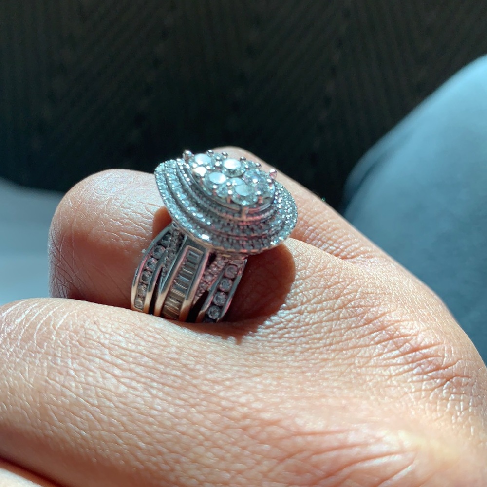 Don’t kill me I don’t know the exact karat weight! Big beautiful Diamond ring